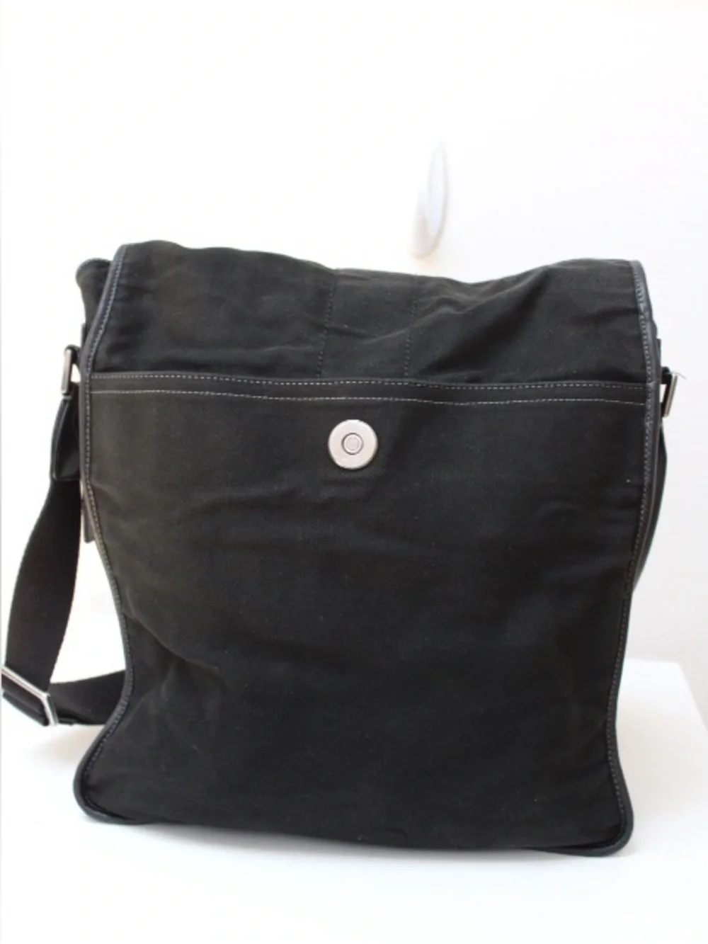 Vintage Coach messenger bag